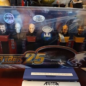 Star Trek 25th Anniversary Collectible Figures Men Or Women